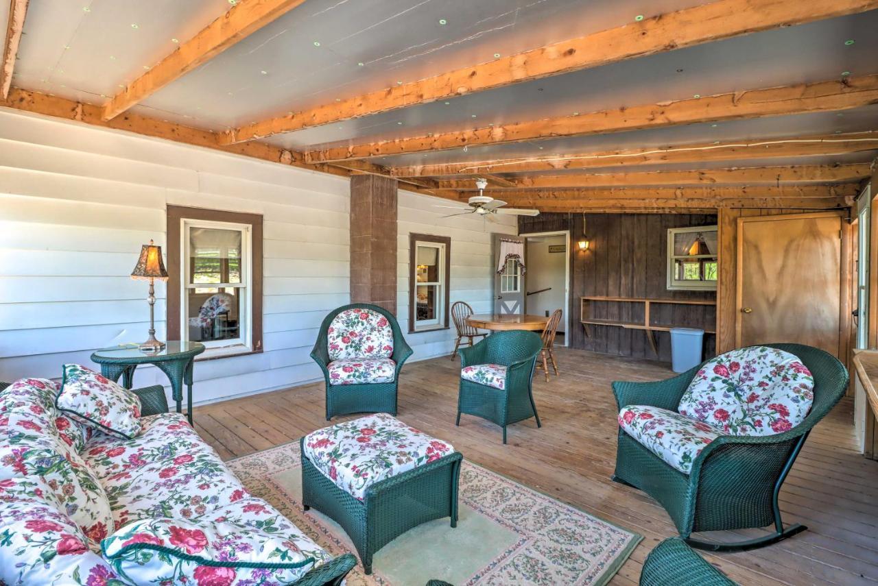 Lovely - Multiple Decks Mifflinburg